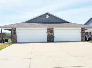 225 & 227 E Anabranch Ct, Farmington, AR 72730