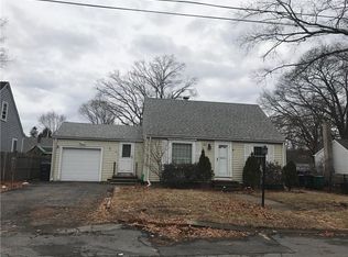 44 Earlham Way, Warwick, RI 02886