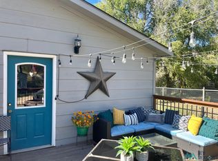 411 Tramparas St, Raton, NM 87740