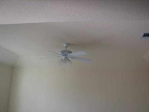 5th image of 1014 GRAND RIVER DR