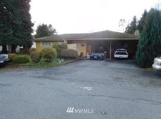 115 N Hawthorne St, Burlington, WA