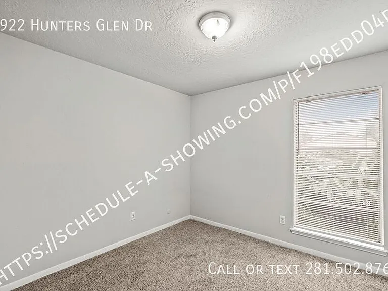 2922 Hunters Glen Dr — Photo 7