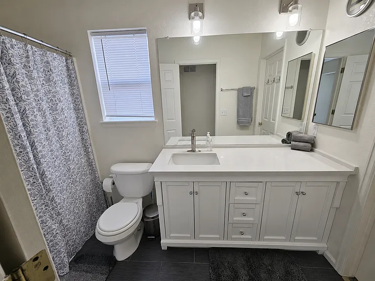 4363 S Independence St — Photo 9