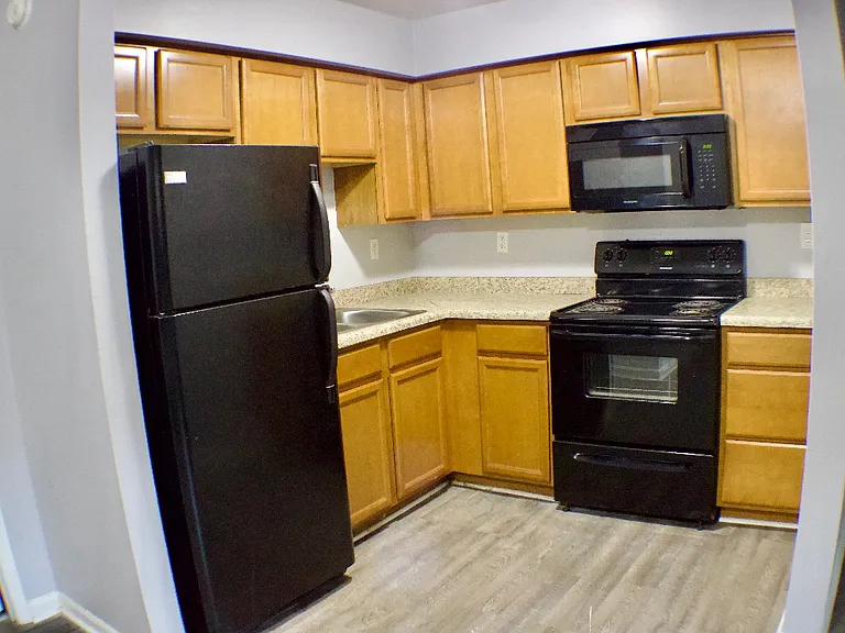 218 N Broadway St #2 — Photo 9