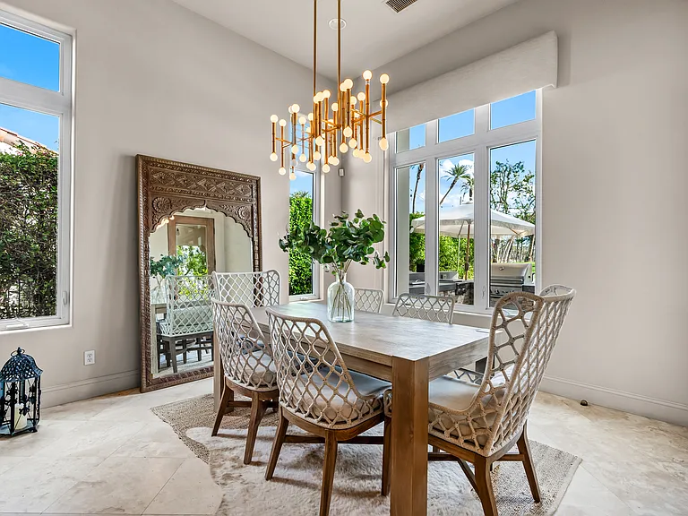 56738 Palms Dr — Photo 12