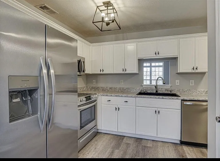 328 Hornhead Dr — Photo 12