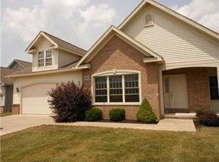 6895 Lock Haven Dr, Lockport, NY 14094