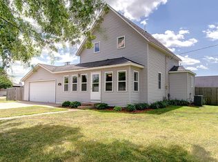 501 E Park St, Belle Plaine, MN 56011