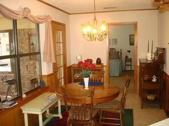 5th image of 1102 Corey Dr
