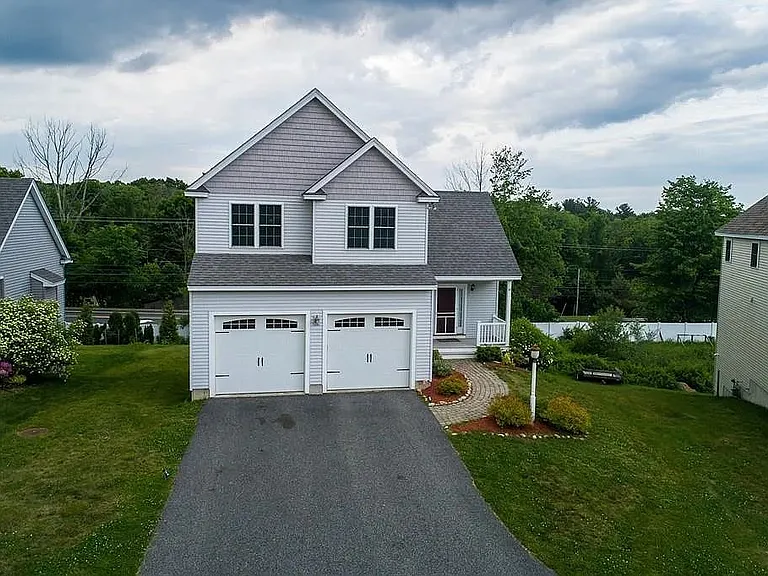 32 Empire Dr — Photo 27