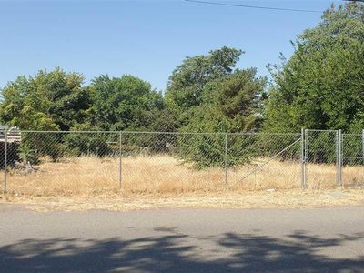 Center Ave, Red Bluff, CA, 96080