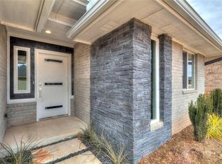 7221 NW 146th St, Oklahoma City, OK 73142