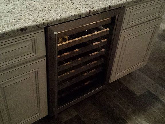 4th image of 1671 Apple Dr
