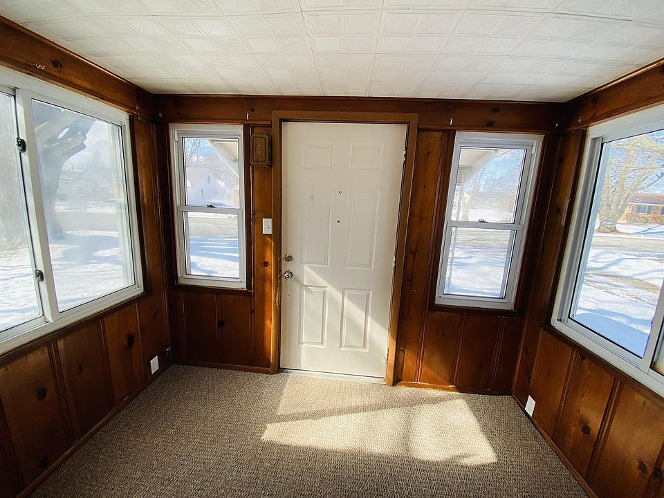 1st image of 1023 Gray Ave