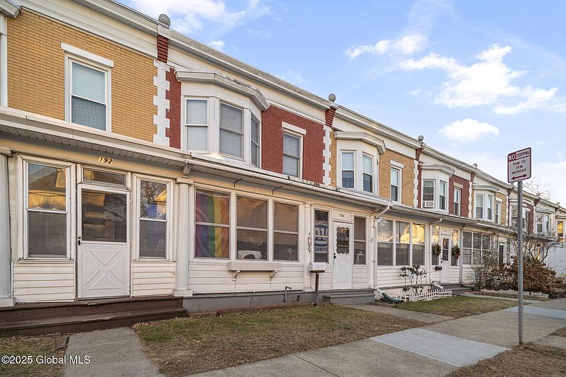 2nd image of 194 Kent Street