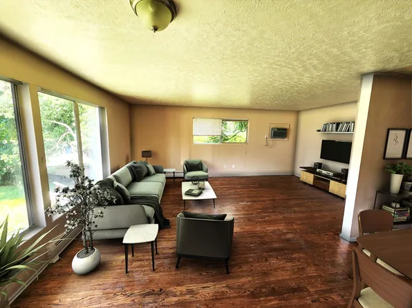 1214 W 10th Ave APT 4, Spokane, WA 99204