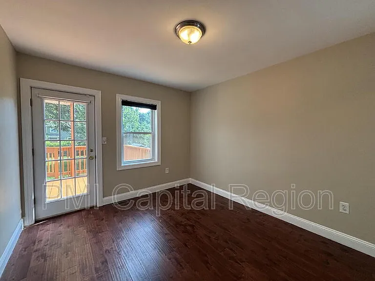 3903 Hampden St — Photo 11