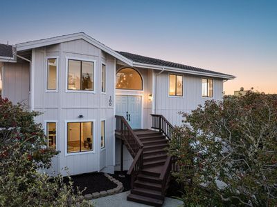 100 Montana St, Moss Beach, CA, 94038