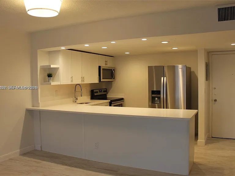 1801 S Ocean Dr #333 — Photo 7