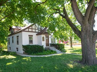 5439 Main St, Downers Grove, IL 60515