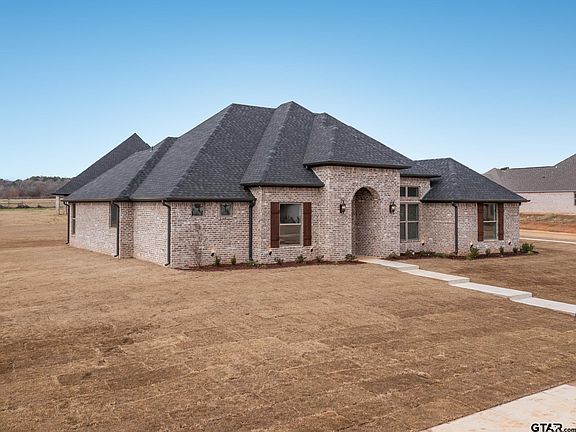 2nd image of 209 Serenity Dr