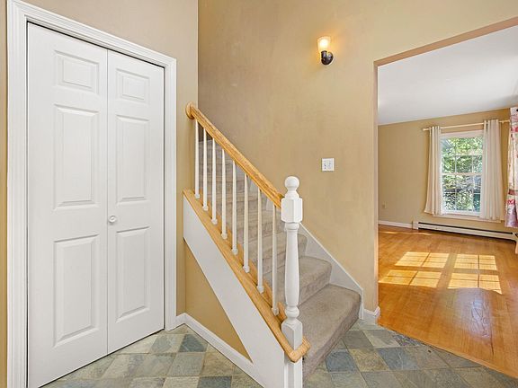 4th image of 130 Oak Grove Drive