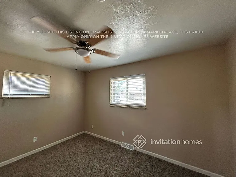 9174 Lander St — Photo 12