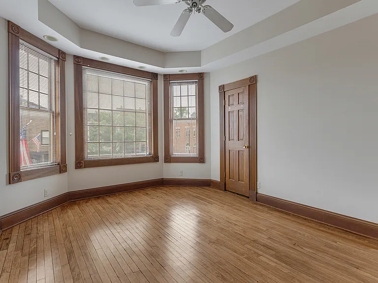 222 W Main St #A — Photo 14