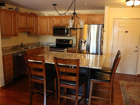2nd image of 14 Copeland Ave APT 106