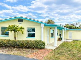 7057 Sunset Dr S, South Pasadena, FL 33707