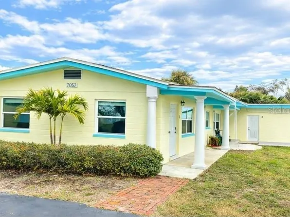 7057 Sunset Dr S, South Pasadena, FL 33707