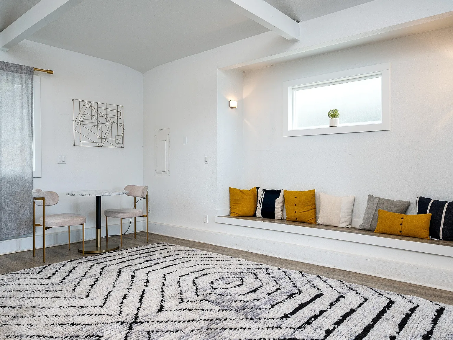 Sedona Apartment Homes — Photo 2