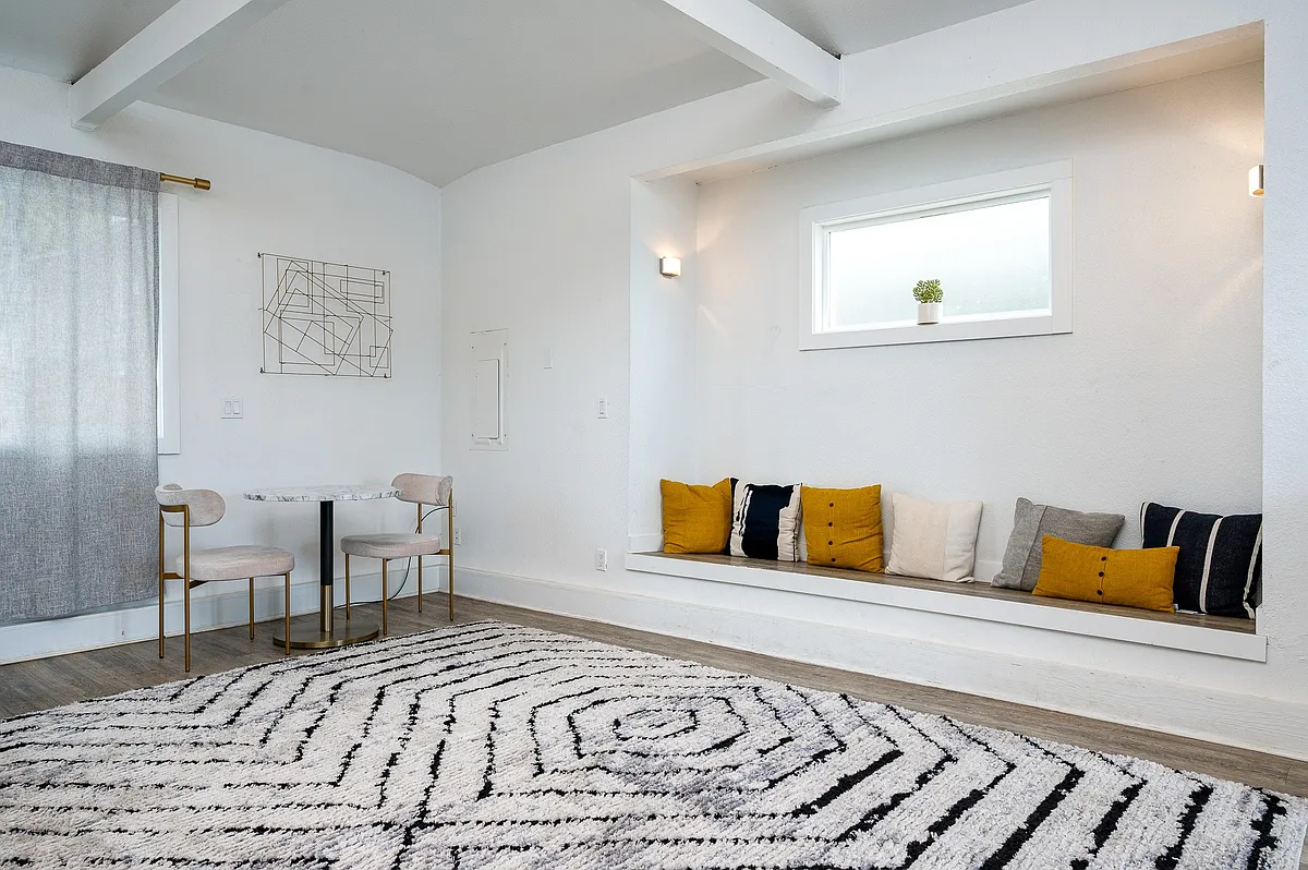 Sedona | Office - Sedona Apartment Homes
