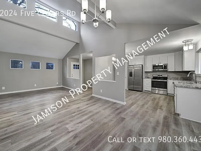 12024 Five Cedars Rd — Photo 7