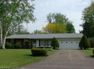 2656 Lee Rd E, Ashtabula, OH 44004