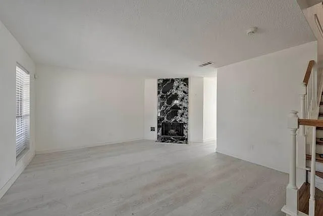 2910 Grants Lake Blvd — Photo 3
