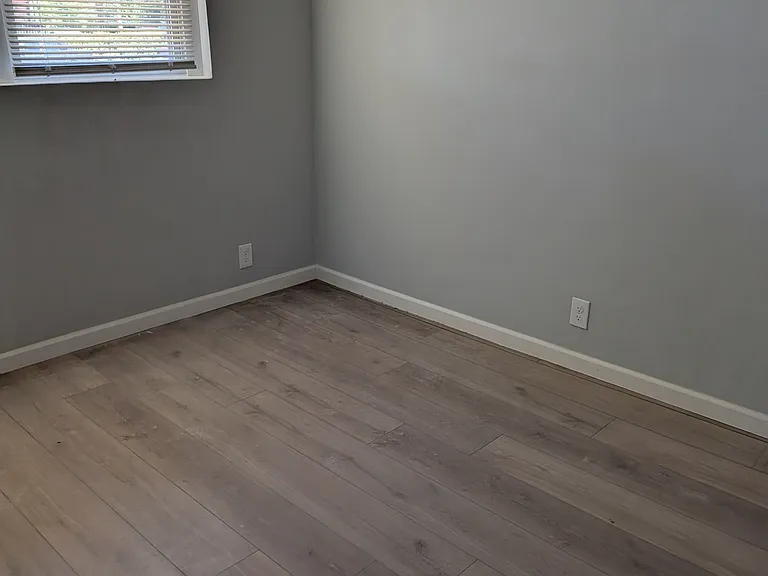 101 Marshall Cir — Photo 7
