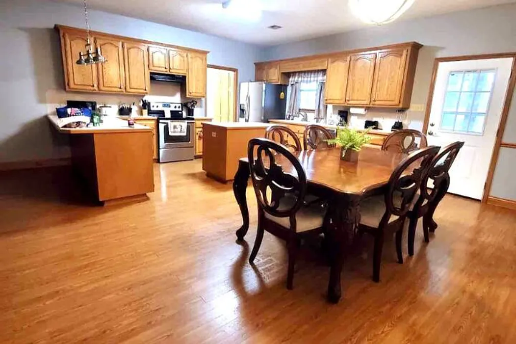 1408 Christie - 1 — Photo 1