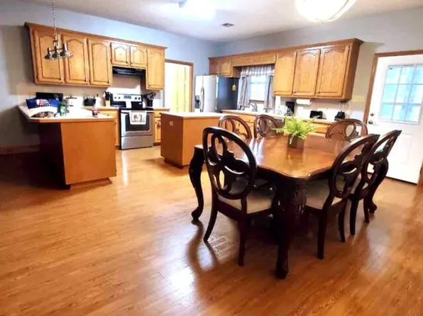 1408 Christie Dr, Sulphur, LA 70663