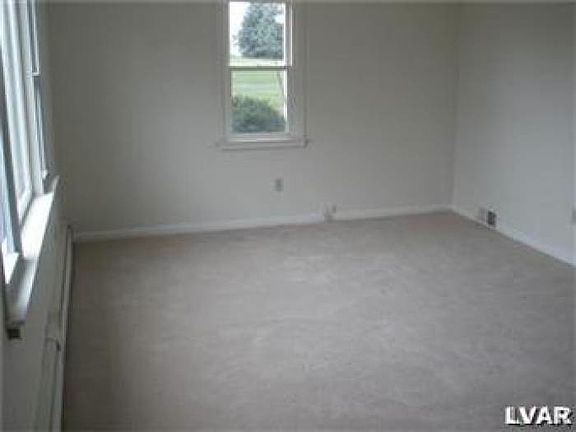 3rd image of 5498 Nor Bath Blvd