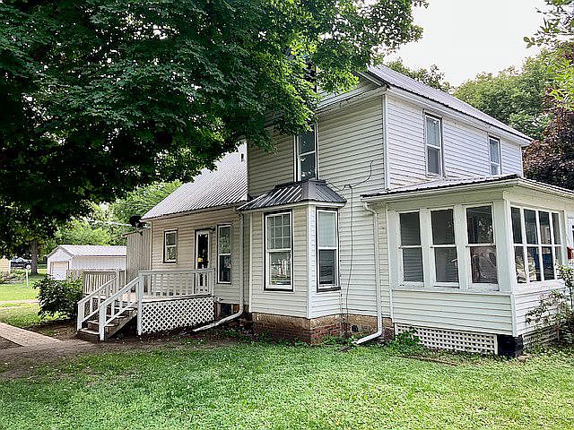 1st image of 501 Lake St