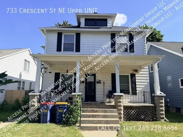 733 Crescent St NE, Grand Rapids, MI 49503