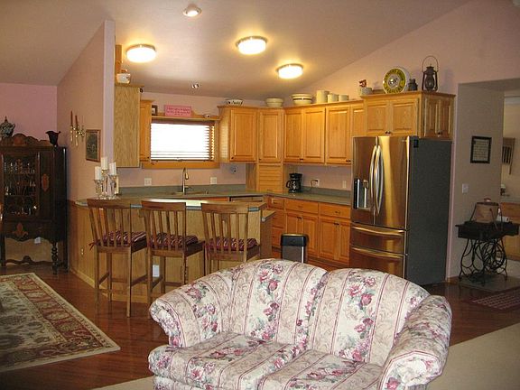 4th image of 2640 Shady Ln