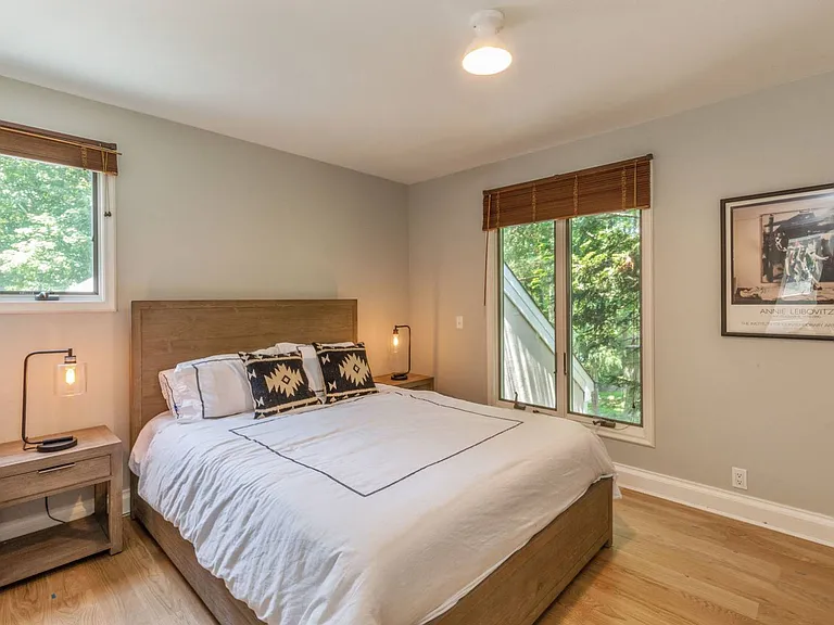 33 Cedar St — Photo 10