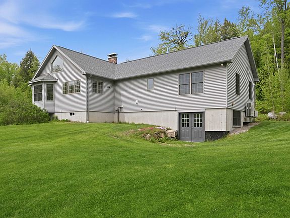 5th image of 123 Evergreen Drive