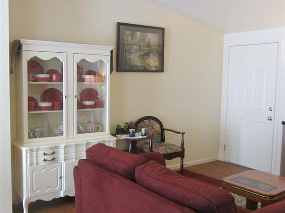 5th image of 3646 Evergreen Cir