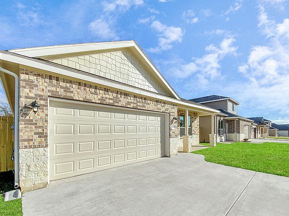 4th image of 13055 Clearview Dr