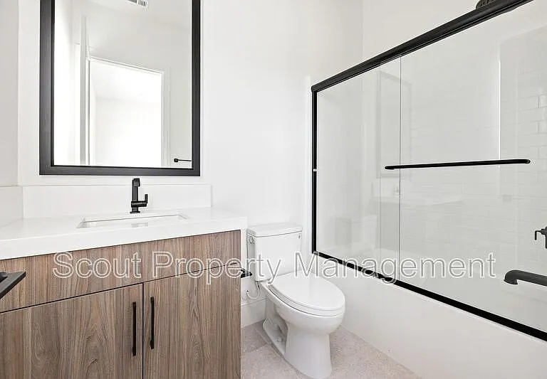 32195 Daybrook Ter — Photo 39