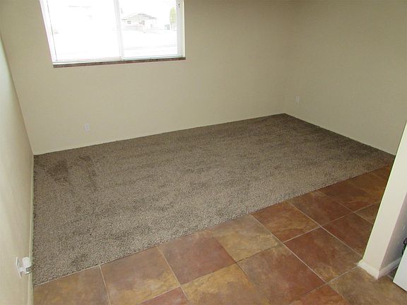 4th image of 4498 S Dean Dr APT B