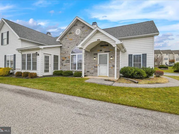 2162 Knob Hill Rd, York, PA 17403